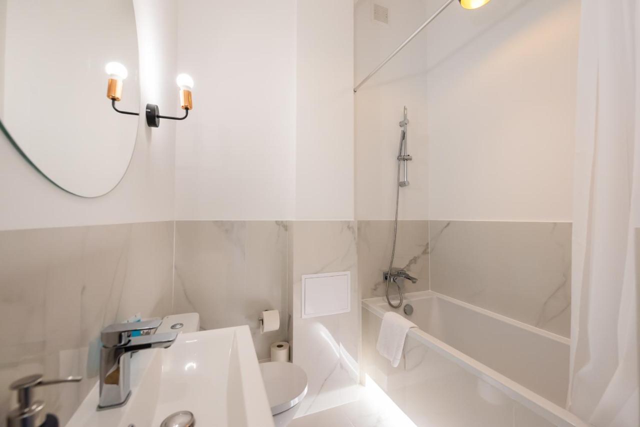 Old Town Basilisk Apartment Varşova Dış mekan fotoğraf
