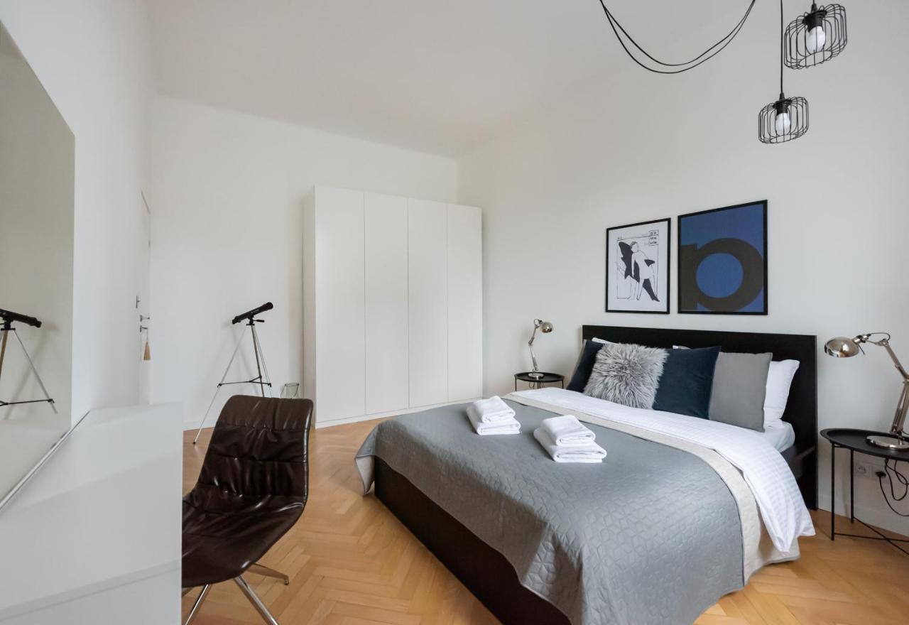 Old Town Basilisk Apartment Varşova Dış mekan fotoğraf